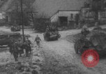 Standbild Schlacht in den Ardennen Deutschland, 1944, aus Sekunde 50 historischem Filmmaterial Videoclip 65675078934