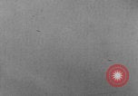 Standbild Deutsche Soldaten Angriff der Britischen spitfire Flugzeuge Western Theater, 1944, aus Sekunde 3 historischem Filmmaterial Videoclip 65675078935