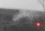 Standbild Deutsche Soldaten Angriff der Britischen spitfire Flugzeuge Western Theater, 1944, aus Sekunde 15 historischem Filmmaterial Videoclip 65675078935