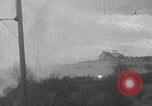 Standbild Deutsche Soldaten Angriff der Britischen spitfire Flugzeuge Western Theater, 1944, aus Sekunde 34 historischem Filmmaterial Videoclip 65675078935