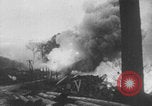 Standbild Deutsche Soldaten Angriff der Britischen spitfire Flugzeuge Western Theater, 1944, aus Sekunde 37 historischem Filmmaterial Videoclip 65675078935