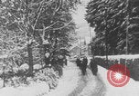 Standbild Die deutschen Truppen in der Nähe der Schweizer Grenze zurückziehen Deutschland, 1944, aus Sekunde 14 historischem Filmmaterial Videoclip 65675078936