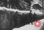 Standbild Die deutschen Truppen in der Nähe der Schweizer Grenze zurückziehen Deutschland, 1944, aus Sekunde 17 historischem Filmmaterial Videoclip 65675078936