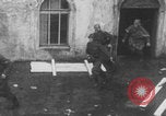 Standbild Die deutschen Truppen in der Nähe der Schweizer Grenze zurückziehen Deutschland, 1944, aus Sekunde 39 historischem Filmmaterial Videoclip 65675078936
