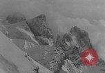 Image German Ski troops in the Alps Germany, 1942, de la seconde 9 séquences d'archives historiques vidéo 65675078941