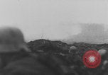 Standbild Schlacht in den Ardennen im Zweiten Weltkrieg Deutschland, 1944, aus Sekunde 41 historischem Filmmaterial Videoclip 65675078944