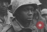 Standbild Amerikanische Gefangene in der Schlacht der Ausbuchtung genommen Deutschland, 1944, aus Sekunde 31 historischem Filmmaterial Videoclip 65675078947