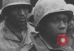 Standbild Amerikanische Gefangene in der Schlacht der Ausbuchtung genommen Deutschland, 1944, aus Sekunde 32 historischem Filmmaterial Videoclip 65675078947