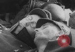 Standbild Deutsche Infanterie und liefert durch Binnenschiffe Deutschland, 1942, aus Sekunde 17 historischem Filmmaterial Videoclip 65675078948