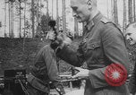 Standbild Deutsche Artilleristen Deutschland, 1942, aus Sekunde 9 historischem Filmmaterial Videoclip 65675078949