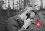 Standbild Deutsche Artilleristen Deutschland, 1942, aus Sekunde 14 historischem Filmmaterial Videoclip 65675078949