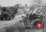 Standbild Deutsche Infanterie gehen nach Südfrankreich nach D-Day Invasion in der Normandie Frankreich, 1944, aus Sekunde 54 historischem Filmmaterial Videoclip 65675078950