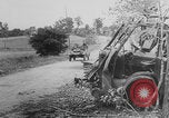 Standbild Deutsche Infanterie gehen nach Südfrankreich nach D-Day Invasion in der Normandie Frankreich, 1944, aus Sekunde 57 historischem Filmmaterial Videoclip 65675078950