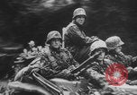 Standbild Deutsche SS (Schutzstaffel) mit dem Tod (Totenkopf) Insignia Frankreich, 1944, aus Sekunde 24 historischem Filmmaterial Videoclip 65675078952