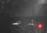 Standbild Deutsche SS (Schutzstaffel) mit dem Tod (Totenkopf) Insignia Frankreich, 1944, aus Sekunde 45 historischem Filmmaterial Videoclip 65675078952