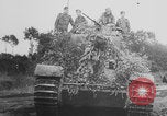 Standbild Deutscher Panther-Panzer Frankreich, 1944, aus Sekunde 13 historischem Filmmaterial Videoclip 65675078953