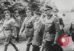 Standbild Hitler-Treffen in der Wolfsschanze Gierloz Preußen, 1943, aus Sekunde 10 historischem Filmmaterial Videoclip 65675078956