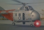 Standbild Sikorsky H-19 Chickasaw Hubschrauber fliegen Keflavik Reykjanes Island, 1956, aus Sekunde 17 historischem Filmmaterial Videoclip 65675078962