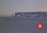 Standbild Sikorsky H-19 Chickasaw Hubschrauber fliegen Keflavik Reykjanes Island, 1956, aus Sekunde 35 historischem Filmmaterial Videoclip 65675078962