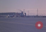 Standbild Sikorsky H-19 Chickasaw Hubschrauber fliegen Keflavik Reykjanes Island, 1956, aus Sekunde 40 historischem Filmmaterial Videoclip 65675078962