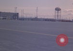 Standbild Sikorsky H-19 Chickasaw Hubschrauber fliegen Keflavik Reykjanes Island, 1956, aus Sekunde 45 historischem Filmmaterial Videoclip 65675078962