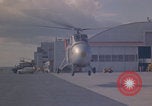 Standbild Sikorsky H-19 Chickasaw Hubschrauber fliegen Keflavik Reykjanes Island, 1956, aus Sekunde 49 historischem Filmmaterial Videoclip 65675078962