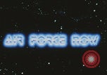 Standbild Leutnant Rex T Friseur United States USA, 1985, aus Sekunde 5 historischem Filmmaterial Videoclip 65675078971