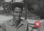 Standbild US Luft Kräfte Vorbereitung Guadalcanal Salomonen, 1943, aus Sekunde 41 historischem Filmmaterial Videoclip 65675078972