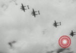 Standbild P-38 Blitze schießen Bougainville Island Papua Neuguinea, 1943, aus Sekunde 37 historischem Filmmaterial Videoclip 65675078973