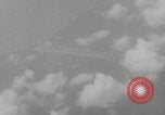 Standbild P-38 Blitze schießen Bougainville Island Papua Neuguinea, 1943, aus Sekunde 51 historischem Filmmaterial Videoclip 65675078973