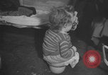 Immagine di Guerra britannico Spose in Viaggio per gli Stati Uniti New York City USA, 1946, secondo 35 filmato di repertorio 65675078991