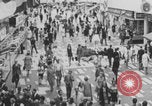 Immagine di Affollata strada commerciale Finlandia, 1971, secondo 3 filmato di repertorio 65675079019
