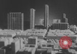 Immagine di Affollata strada commerciale Finlandia, 1971, secondo 31 filmato di repertorio 65675079019