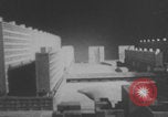 Immagine di Affollata strada commerciale Finlandia, 1971, secondo 37 filmato di repertorio 65675079019