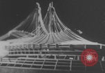 Immagine di Affollata strada commerciale Finlandia, 1971, secondo 39 filmato di repertorio 65675079019