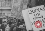 Immagine di Prima le donne liberazione Marzo Londra Inghilterra Regno Unito, 1971, secondo 21 filmato di repertorio 65675079022