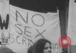 Immagine di Prima le donne liberazione Marzo Londra Inghilterra Regno Unito, 1971, secondo 27 filmato di repertorio 65675079022