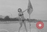Standbild Französische Bikini Model Paris Frankreich, 1971, aus Sekunde 5 historischem Filmmaterial Videoclip 65675079026