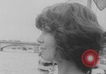 Standbild Französische Bikini Model Paris Frankreich, 1971, aus Sekunde 16 historischem Filmmaterial Videoclip 65675079026