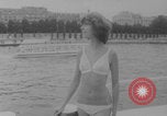 Standbild Französische Bikini Model Paris Frankreich, 1971, aus Sekunde 22 historischem Filmmaterial Videoclip 65675079026