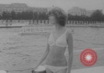 Standbild Französische Bikini Model Paris Frankreich, 1971, aus Sekunde 23 historischem Filmmaterial Videoclip 65675079026