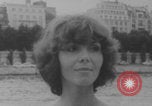 Standbild Französische Bikini Model Paris Frankreich, 1971, aus Sekunde 35 historischem Filmmaterial Videoclip 65675079026
