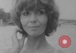 Standbild Französische Bikini Model Paris Frankreich, 1971, aus Sekunde 47 historischem Filmmaterial Videoclip 65675079026