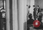 Standbild Christliche Kirche Hochzeit Vereinigtes Königreich, 1971, aus Sekunde 7 historischem Filmmaterial Videoclip 65675079027
