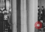 Standbild Christliche Kirche Hochzeit Vereinigtes Königreich, 1971, aus Sekunde 9 historischem Filmmaterial Videoclip 65675079027