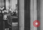 Standbild Christliche Kirche Hochzeit Vereinigtes Königreich, 1971, aus Sekunde 11 historischem Filmmaterial Videoclip 65675079027