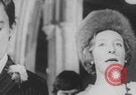 Standbild Christliche Kirche Hochzeit Vereinigtes Königreich, 1971, aus Sekunde 39 historischem Filmmaterial Videoclip 65675079027