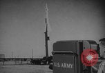 Standbild Taktische Kernwaffen und Raketen startet United States USA, 1956, aus Sekunde 3 historischem Filmmaterial Videoclip 65675079028