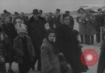 Standbild 1956 Ungarische Revolution Flüchtlinge United States USA, 1956, aus Sekunde 8 historischem Filmmaterial Videoclip 65675079029