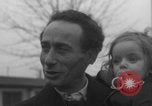 Standbild 1956 Ungarische Revolution Flüchtlinge United States USA, 1956, aus Sekunde 19 historischem Filmmaterial Videoclip 65675079029